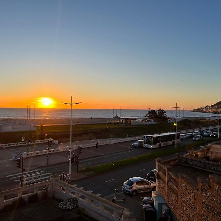 Le Petit Nid Perche Sous Les Toits, Vue Mer Le Havre Extérieur photo