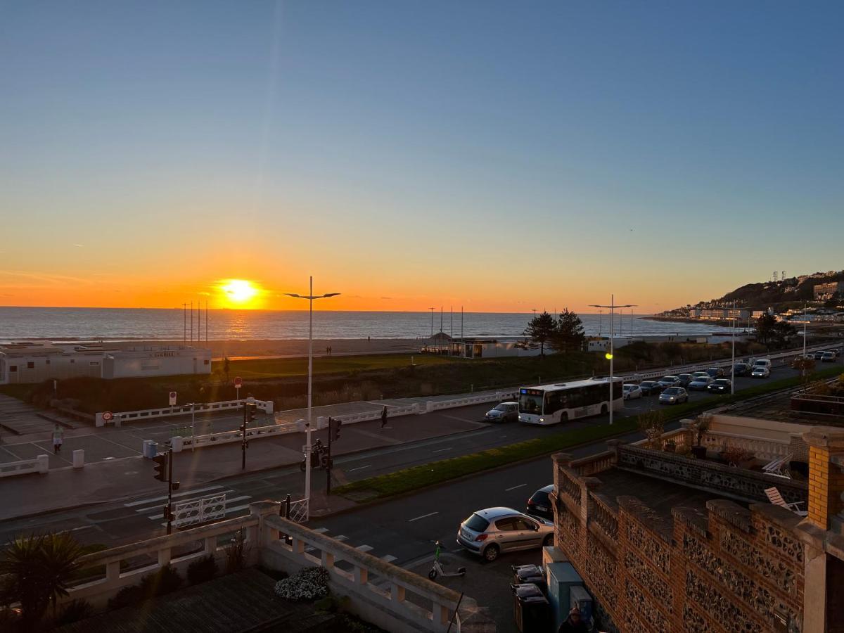 Le Petit Nid Perche Sous Les Toits, Vue Mer Le Havre Extérieur photo